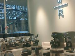 -星巴克臻选(上海淮海百盛购物中心店)