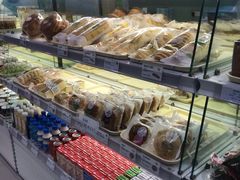 -绿姿鲜奶烘焙(新城花园店)