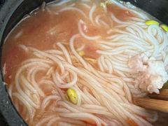 -李记特色罐罐米线(重庆中环大厦店)