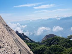 -黄山光明顶山庄