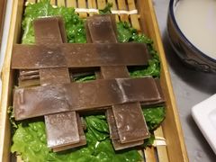 -尚尚仙·酸汤猪手·猪肚鸡火锅(华联万柳购物中心店)