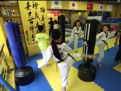 -哈喽实战跆拳道·跳绳·体能(慈云寺馆)