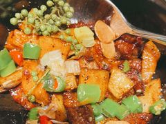 -小厨娘绣中淮扬(总统府大行宫店)
