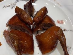 红烧乳鸽-勝記酒家·37年老字号·经典粤菜(荔枝公园店)