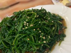 -苏莱特色牛骨滩羊手抓馆(长城东街总店)