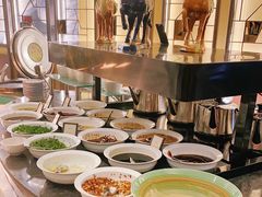 自助调料区-西安高新希尔顿酒店·咖啡露台西餐厅