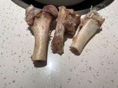 -三人行骨头王火锅(长寿店)