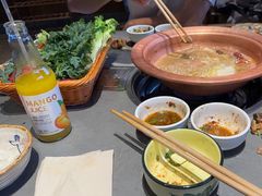 -阿婆情腊排骨火锅·野生菌季(古城旗舰店)
