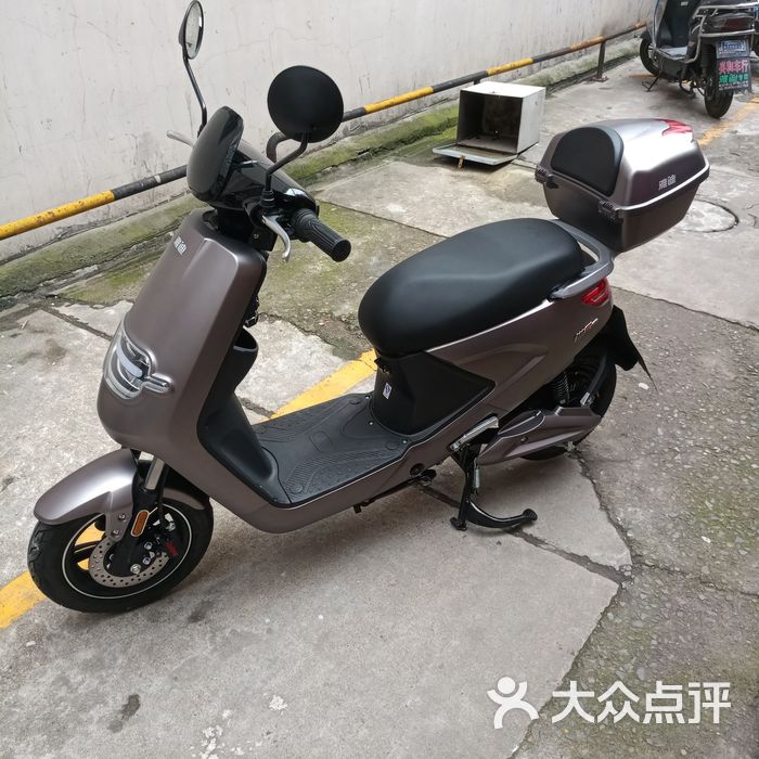 兴和车行_3254           雅静_3890           兴和车行