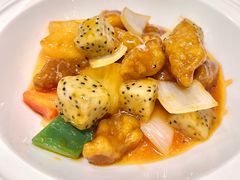 鲜果脆皮酸甜肉-厦门朗豪酒店 · 明阁中餐厅
