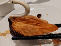 榴莲千丝酥-稻香酒家·34年老字号·港式粤菜(汉街店)
