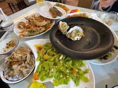 -覃记海鲜美食餐厅