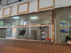 -周震馄饨(雅达阳羡溪山店)