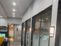 -杰拉电竞·网咖(杭州钱塘区龙湖金沙天街店)