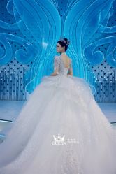 点击看大图 -艾拉·女王婚纱礼服馆