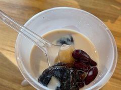 -八婆婆烧仙草(曾厝垵店)