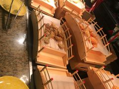 -华邑酒店·鲜艳全日自助餐厅