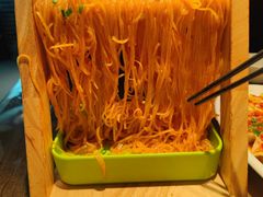 -东口码头·烧鸽子·鱼头泡饼·地方菜(金鹰悦城店)