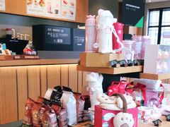 零售区-星巴克(昆山花桥商务城店)