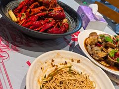 -肥肥虾庄·金牌油焖大虾(杨园滨江时代walk店)