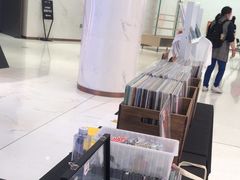 -浣熊唱片店(上海影城店)