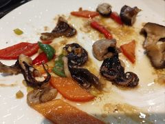 -鑫渔港海鲜本地菜·山海关浑锅(东戴河店)