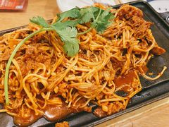 石锅金针菇肥牛-大同江朝鲜菜•长春地标美食(绿园吾悦广场店)
