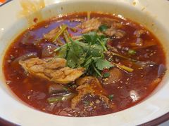 -川流不息·地道川菜·小龙虾(松东路店)