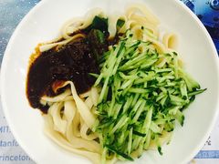 北京炸酱刀削面-北京大学-燕南食堂