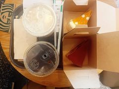 -星巴克臻选(上海今潮8弄店)