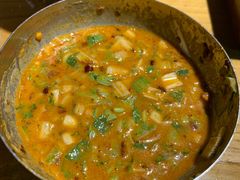 -枣玛露炭火烤肉脊骨锅