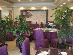 大堂-清雅轩·清真菜·传统菜•融合菜(滑翔店)