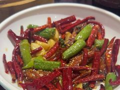 -东口码头·烧鸽子·鱼头泡饼·地方菜(金鹰悦城店)