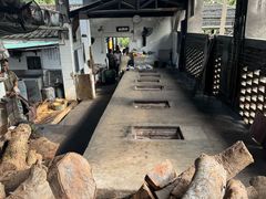 -满記土窑烧鷄波浪山莊