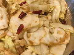 -老街烧烤大排档·地道湖北菜·龙虾馆(汉口火车站店)