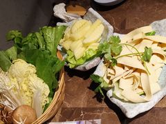 -同仁四季椰子鸡(海岸城天利店)