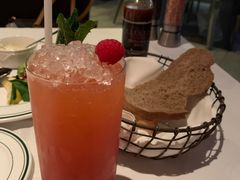 -Wolfgang’s Steakhouse 沃夫冈牛排馆(上海白玉兰广场店)