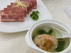 蟹粉狮子头-怡园饭店-餐厅(四望亭店)