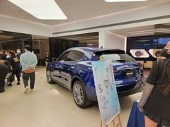 -上海保利玛莎拉蒂和阿尔法罗密欧(华翔路店)