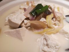 土家手掰柴火豆腐-吃饭皇帝大(合生汇店)