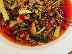 -严记小天府酸菜鱼(西四路店)