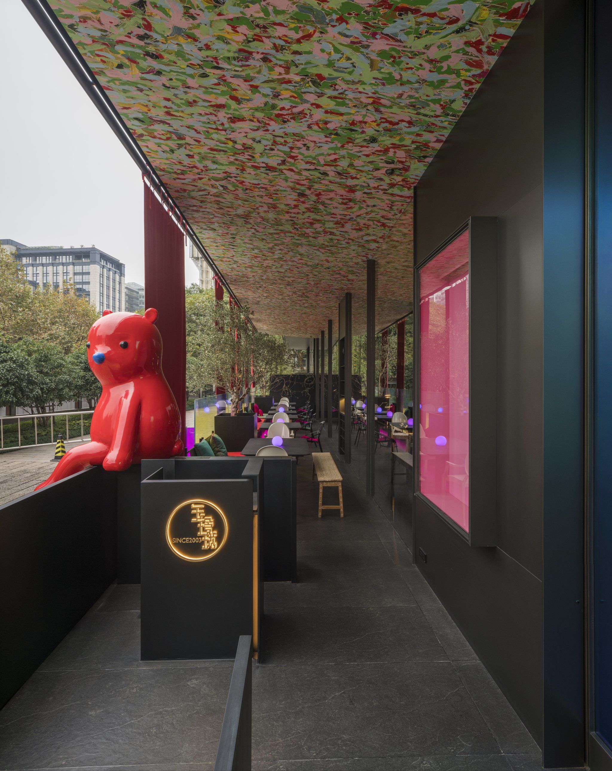 关于黄龙饭店玉玲珑餐厅的笔记,可以从以下