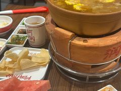 -阿润打边炉·鲜切鸡煲(华漕店)