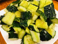 拍黄瓜-京朋串屋·烧烤(望京西路总店)