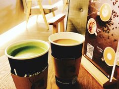 红茶拿铁-瑞幸咖啡(1+1大厦店)