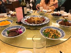 -山明水秀大饭店