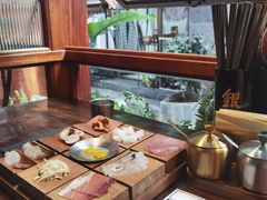 -银米·云南传统过桥米线(双廊黑金冠店)