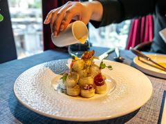 脆嫩白芦笋色拉配西班牙火腿-弦月窗LUNETTE BY AMANDA(复兴路店)