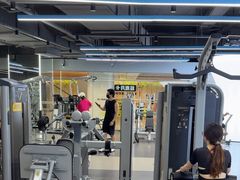 -超鹿运动(五四路恒力城店)