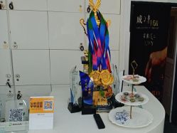 -LJOY丽锦造型·烫发染发